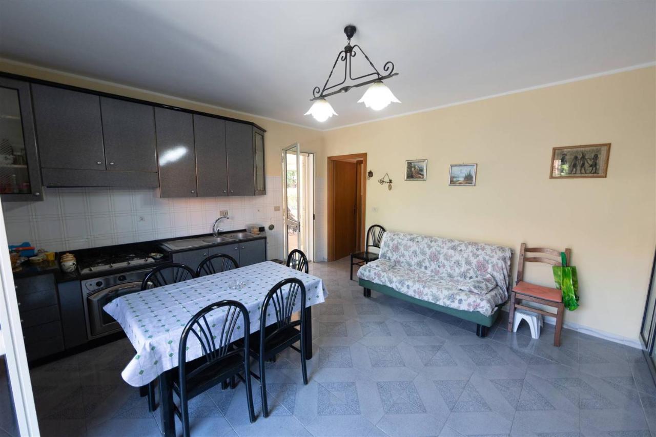 Ferienwohnung Villino Con Giardino Terrazzo E Parcheggio Privato Mascali Exterior foto